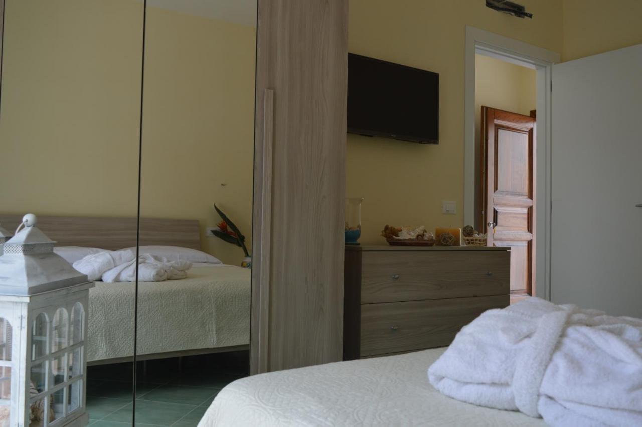 Hotel Terme Alexander Искья Экстерьер фото